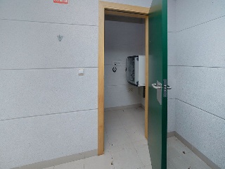 01060-0001 18