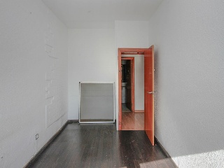 Piso en C/ Segre, Barcelona 11