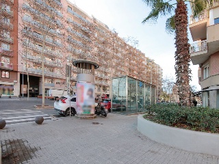 Piso en C/ Segre, Barcelona 19