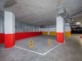 Locales y plazas de garaje en Sevilla 29