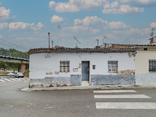 Casa en C/ Font dels Llops, Manresa (Barcelona) 2