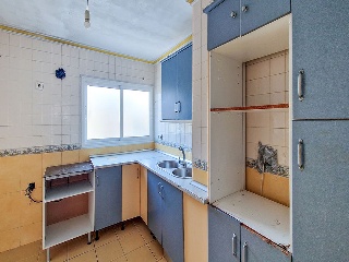 Piso en C/ Virgen de los Reyes, La Línea de la Concepción (Cádiz) 5