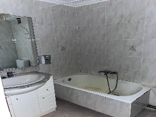 Piso en Av Moneche - Torrelavega - Cantabria  12