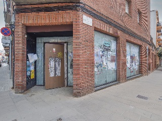 Local en C/ Josep Castella - Mataró - 27
