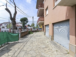 Pisos y locales en C/ Alfons XIII, Parets del Vallès (Barcelona) 24