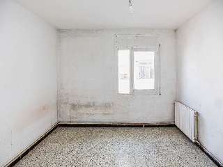 Piso en C/ Barcelona - Banyoles - 17