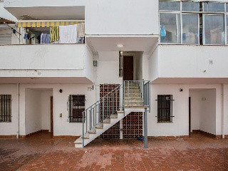 Piso en C/ Barcelona - Banyoles - 28