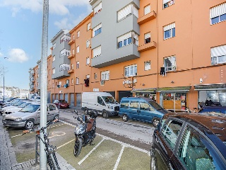 Piso en C/ Barcelona - Banyoles - 29