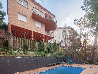 Chalet independiente en C/ de Manuel Ibáñez - Corberá de Llobregat - Barcelona 31