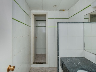 Local en Pz Dr Gravalosa - Sant Hilari Sacalm - Girona 25