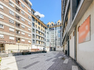 00468-0001 28