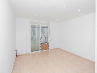 Piso en C/ Garrotxa - Mataró - Barcelona  14