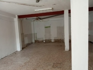 Local en C/ Dilar, Sevilla  5