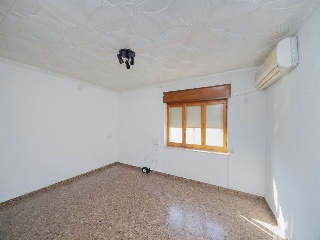 Piso en C/ Horno del Vidrio - Salinas - Alicante 2