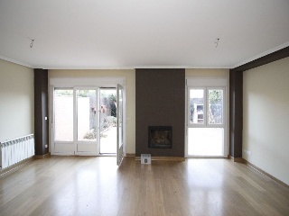 Chalet adosado en C/ Adela Ginés, San Agustín del Guadalix (Madrid) 3