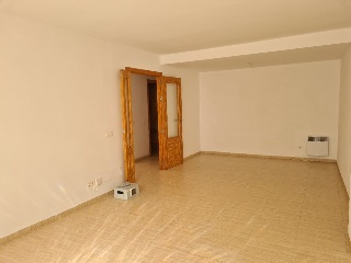 Piso con garaje y trastero en C/ Son Prim, Andratx (Islas Baleares) 3