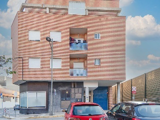 Piso en venta en Beniel de 81  m²