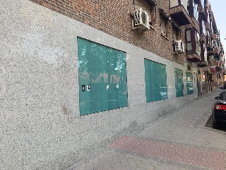 Local en C/ Felipe Pingarron, Madrid 20