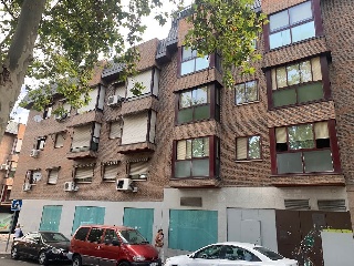 Local en C/ Felipe Pingarron, Madrid 21