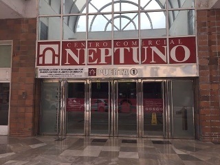 Local en Av Centro Comercial Neptuno - Granada -      4