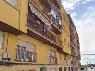 Pisos banco Santa Margarida i els Monjos