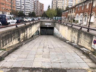 Garaje en C/ San Julián, Burgos 3