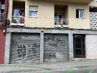 Local en C/ Taxdirt y C/ L´Encarnació, Barcelona 3