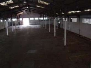 Nave en San Cibrao das Viñas 12