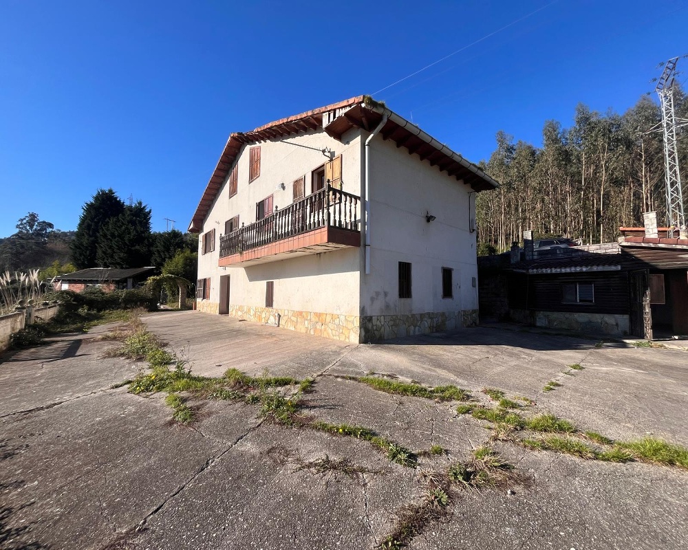 Chalet independiente en Piélagos - Cantabria -