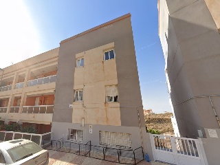 Piso en venta en Roquetas De Mar de 70  m²
