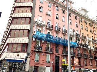 Piso en venta en Madrid de 61  m²