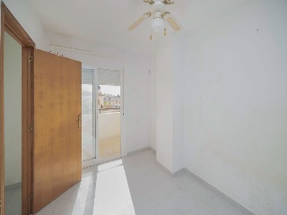 Calle Eneas 1 2ª 32 16