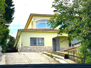 Avenida De Tordera 3