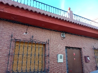 Casa adosada en C/ Almería - Burguillos - Sevilla 12