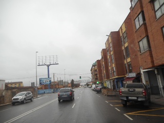 Piso con garaje y trastero en Av. Antibióticos, León 5