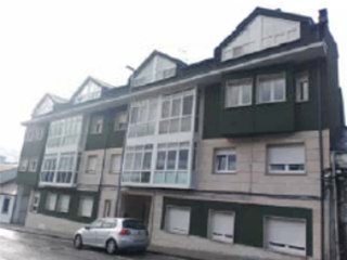 Piso en venta en Lugo de 81  m²