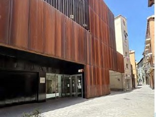 De L'Escala 2