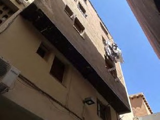 De L'Escala 3
