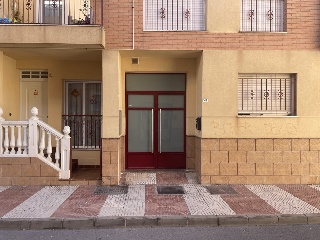 Piso en venta en Roquetas De Mar de 86  m²