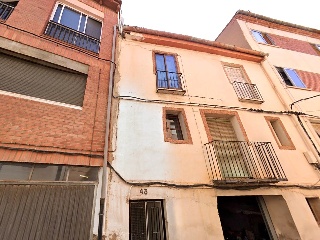 Piso en venta en Teruel de 136  m²