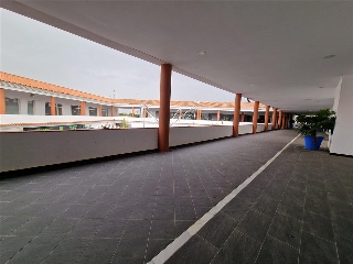 C.C. NOVOCENTER. URB NOVO SANCTI PETRI 9