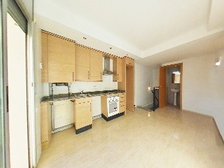 Vivienda en C/ Monturiol - Ripollet -  5