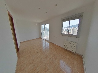 Piso en C/ Vía Favencia - Barcelona - 2