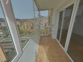 Piso en C/ Vía Favencia - Barcelona - 4