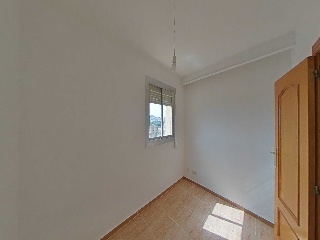 Piso en C/ Vía Favencia - Barcelona - 16