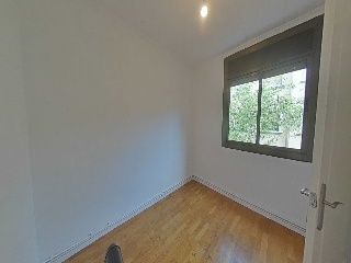 Piso en C/ Pavia, Barcelona 11