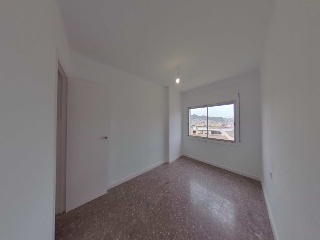 Piso en C/ Flor i Cel, Santa Coloma de Gramenet (Barcelona) 8