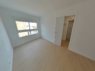 Piso en venta en Rubí de 71  m²