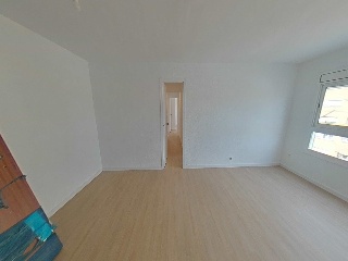 Vivienda en C/ Grupo Vint-I-Cinc de Setembre - Rubí - 3