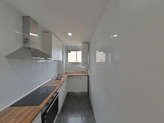 Vivienda en C/ Grupo Vint-I-Cinc de Setembre - Rubí - 17